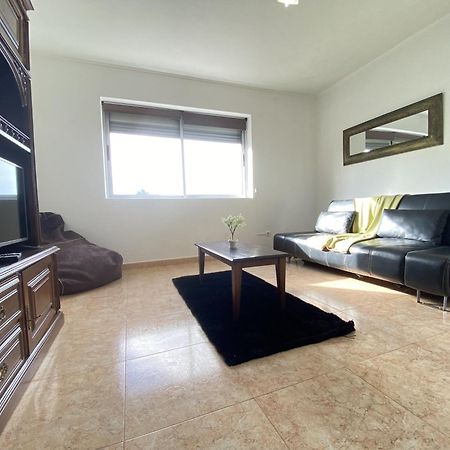 Luz'S Retreat Apartment ปอนตาเดลกาดา ภายนอก รูปภาพ
