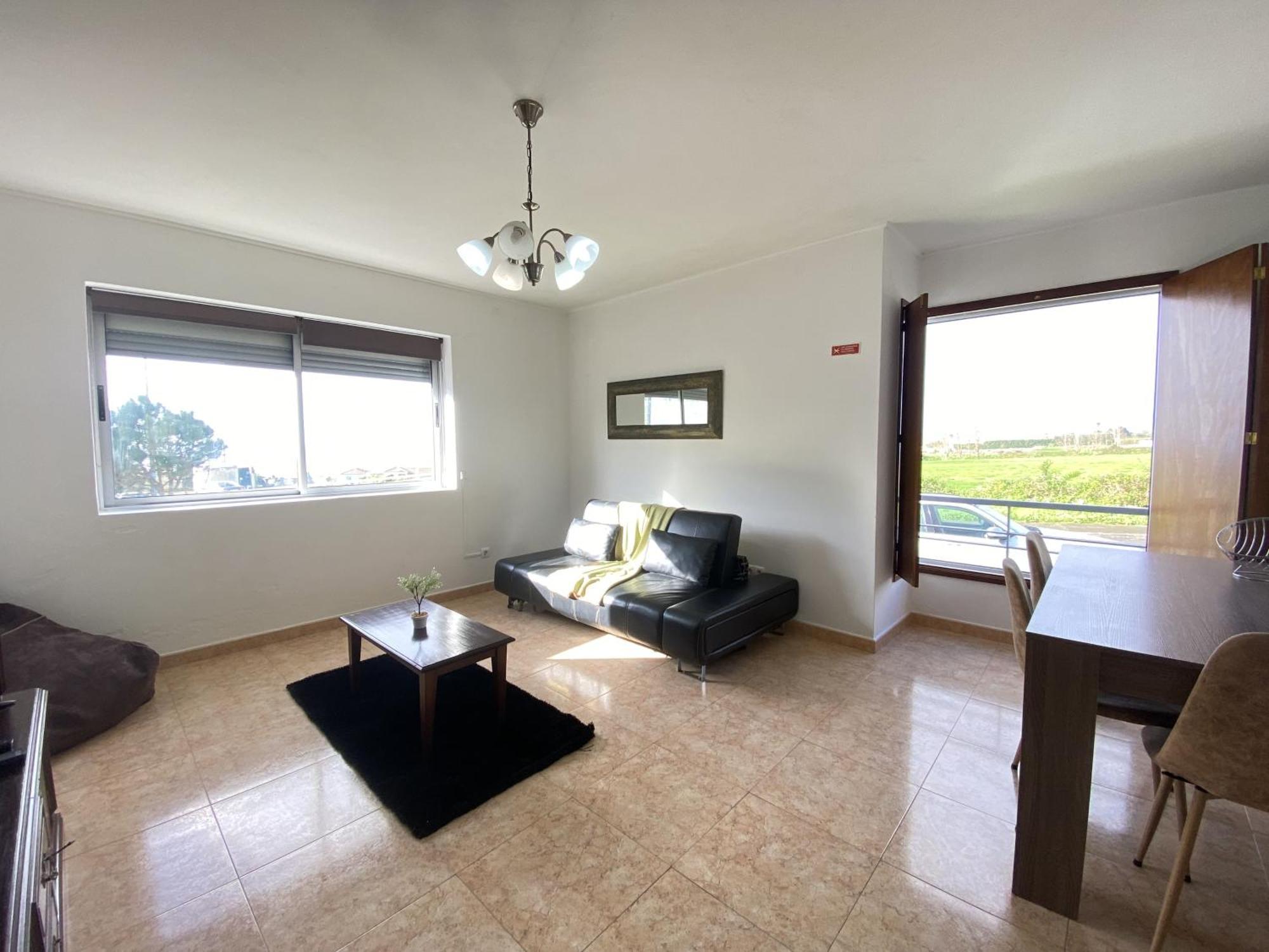 Luz'S Retreat Apartment ปอนตาเดลกาดา ภายนอก รูปภาพ
